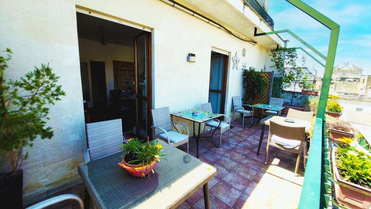 Bed and Breakfast Attico Barocco Lecce Exterior foto